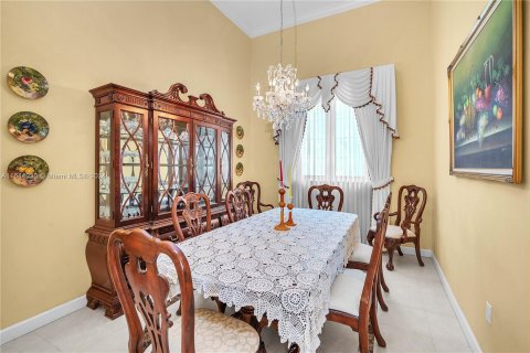 Villa ou maison à vendre à Coral Gables, Floride: 5 chambres, 340.77 m2 № 1325527 - photo 12