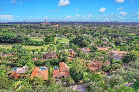 Villa ou maison à vendre à Coral Gables, Floride: 5 chambres, 340.77 m2 № 1325527 - photo 8