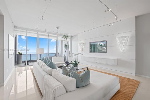 Condo in Miami Beach, Florida, 3 bedrooms  № 1345815 - photo 6