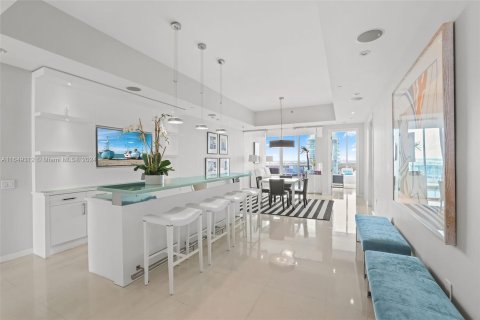 Copropriété à vendre à Miami Beach, Floride: 3 chambres, 369.94 m2 № 1345815 - photo 20