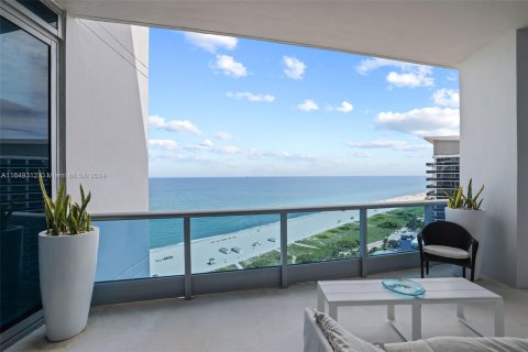 Condo in Miami Beach, Florida, 3 bedrooms  № 1345815 - photo 8