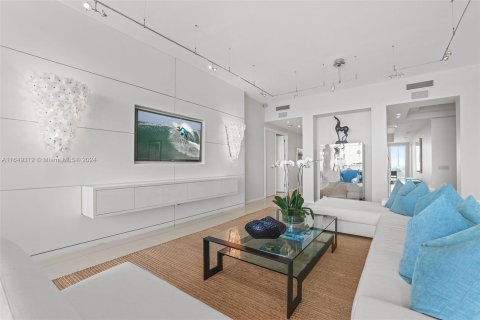 Copropriété à vendre à Miami Beach, Floride: 3 chambres, 369.94 m2 № 1345815 - photo 11