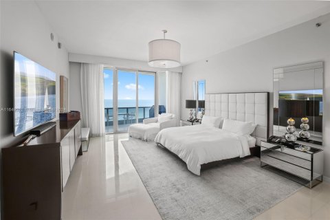 Condo in Miami Beach, Florida, 3 bedrooms  № 1345815 - photo 30