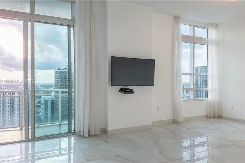 Copropriété à vendre à Miami, Floride: 2 chambres, 133.41 m2 № 1345785 - photo 9