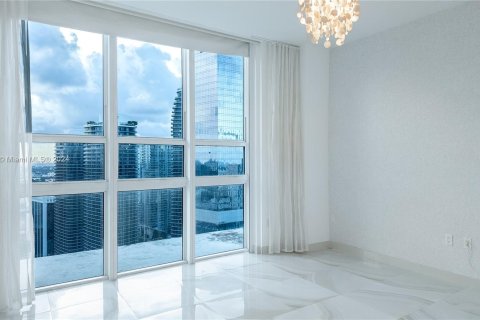 Condo in Miami, Florida, 2 bedrooms  № 1345785 - photo 14