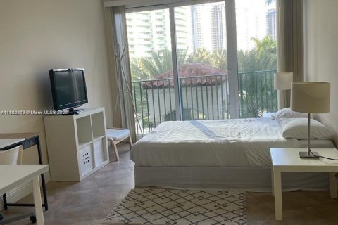 Condo in Aventura, Florida, 3 bedrooms  № 1221795 - photo 9