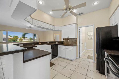 Casa en venta en Punta Gorda, Florida, 3 dormitorios, 277.5 m2 № 1067195 - foto 17