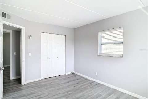 Condominio en venta en Saint Cloud, Florida, 2 dormitorios, 72.84 m2 № 1067196 - foto 14