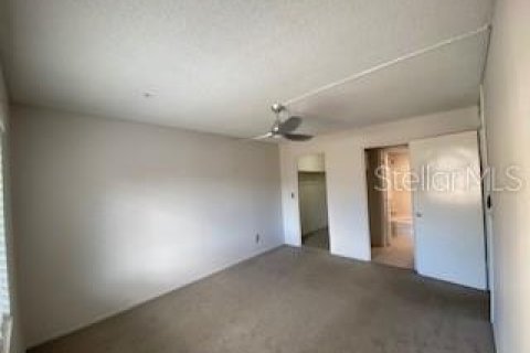 Condo in Tampa, Florida, 2 bedrooms  № 1383161 - photo 9