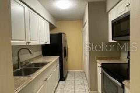 Condo in Tampa, Florida, 2 bedrooms  № 1383161 - photo 7