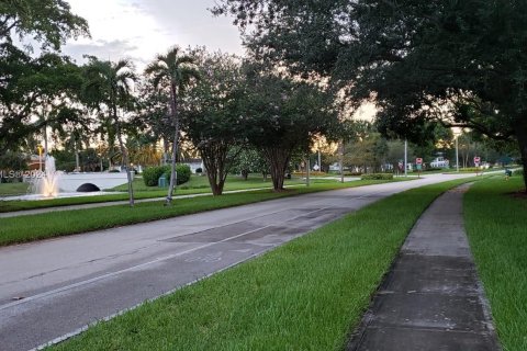 Condo in Coconut Creek, Florida, 3 bedrooms  № 1357096 - photo 29