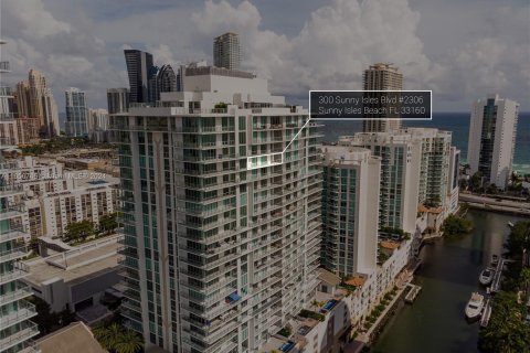 Condo in Sunny Isles Beach, Florida, 3 bedrooms  № 1357049 - photo 15