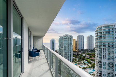 Condo in Sunny Isles Beach, Florida, 3 bedrooms  № 1357049 - photo 14