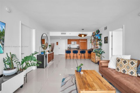 Copropriété à vendre à Miami, Floride: 2 chambres, 126.07 m2 № 1405901 - photo 5