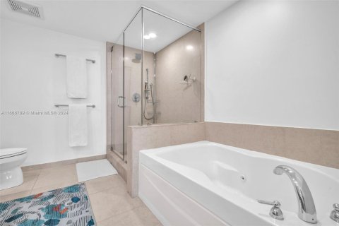 Copropriété à vendre à Miami, Floride: 2 chambres, 126.07 m2 № 1405901 - photo 20