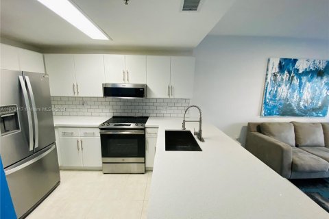 Condominio en venta en Miami, Florida, 1 dormitorio, 49.24 m2 № 1405940 - foto 8