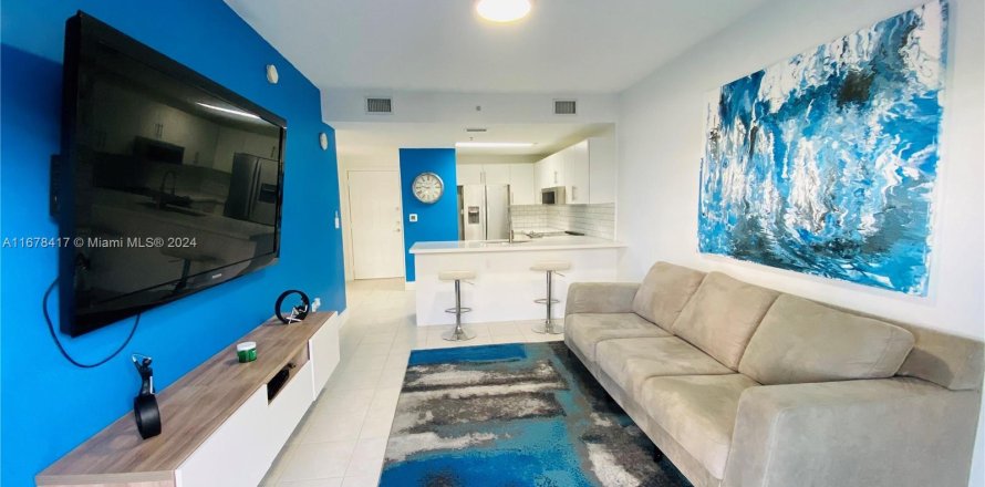 Condo in Miami, Florida, 1 bedroom  № 1405940