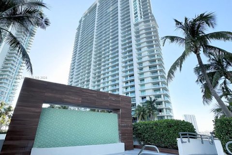 Condominio en venta en Miami, Florida, 1 dormitorio № 1399810 - foto 26