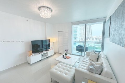 Condominio en venta en Miami, Florida, 1 dormitorio № 1399810 - foto 6