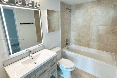 Condominio en venta en Miami, Florida, 1 dormitorio № 1399810 - foto 16