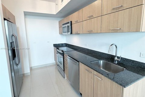 Condominio en venta en Miami, Florida, 1 dormitorio № 1399810 - foto 9