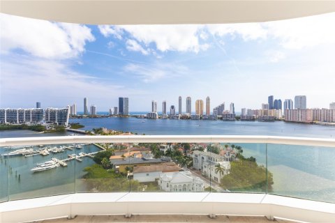 Condominio en venta en Aventura, Florida, 3 dormitorios, 188.59 m2 № 1394243 - foto 8