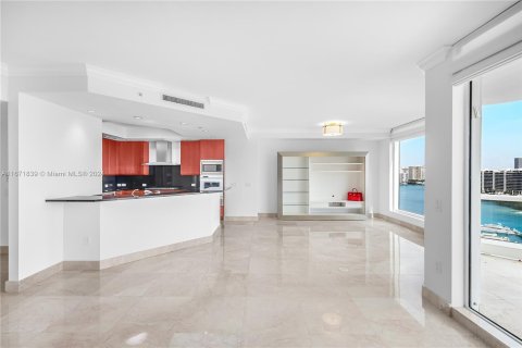 Copropriété à vendre à Aventura, Floride: 3 chambres, 188.59 m2 № 1394243 - photo 6