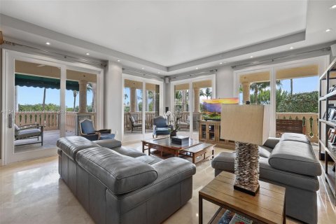 Condo in Coral Gables, Florida, 3 bedrooms  № 1037463 - photo 4