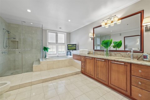 Copropriété à vendre à Coral Gables, Floride: 3 chambres, 291.71 m2 № 1037463 - photo 16