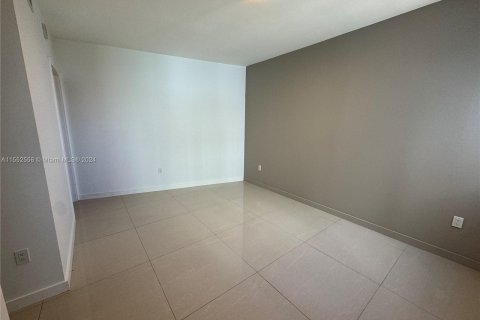 Copropriété à vendre à Miami, Floride: 2 chambres, 95.78 m2 № 1072991 - photo 30