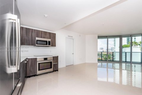 Copropriété à vendre à Miami, Floride: 2 chambres, 95.78 m2 № 1072991 - photo 2