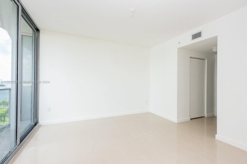 Copropriété à vendre à Miami, Floride: 2 chambres, 95.78 m2 № 1072991 - photo 23