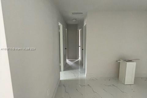 Casa en venta en Miami Gardens, Florida, 4 dormitorios, 102.56 m2 № 1240790 - foto 15