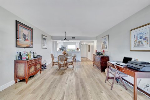 Copropriété à vendre à Pompano Beach, Floride: 2 chambres, 125.6 m2 № 1061345 - photo 24