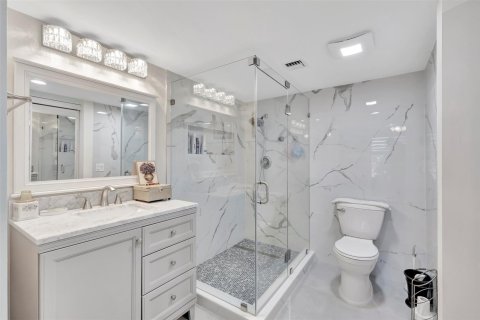 Copropriété à vendre à Pompano Beach, Floride: 2 chambres, 125.6 m2 № 1061345 - photo 15