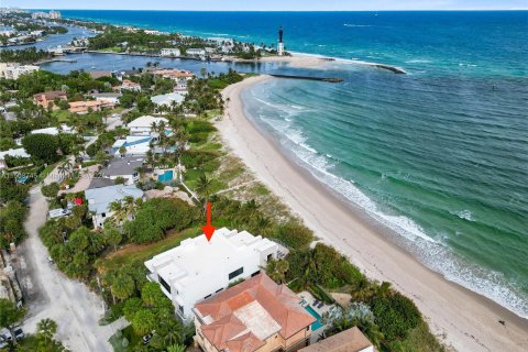 Villa ou maison à vendre à Pompano Beach, Floride: 6 chambres, 710.24 m2 № 1220491 - photo 1