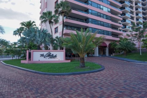 Copropriété à vendre à Miami Beach, Floride: 2 chambres, 89.19 m2 № 1233187 - photo 9