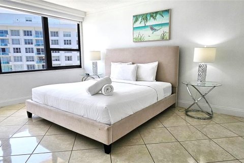 Copropriété à vendre à Miami Beach, Floride: 2 chambres, 89.19 m2 № 1233187 - photo 3