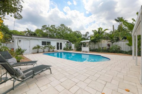 House in Fort Lauderdale, Florida 4 bedrooms, 174.56 sq.m. № 1076997 - photo 27