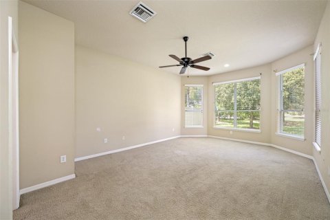 House in Land O' Lakes, Florida 4 bedrooms, 312.43 sq.m. № 1392932 - photo 21