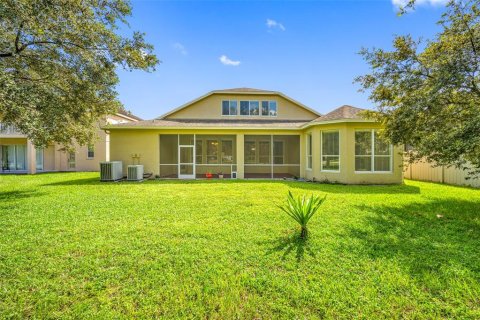 House in Land O' Lakes, Florida 4 bedrooms, 312.43 sq.m. № 1392932 - photo 4