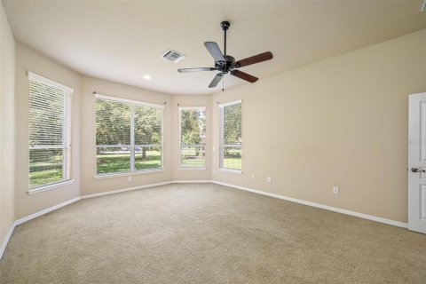 House in Land O' Lakes, Florida 4 bedrooms, 312.43 sq.m. № 1392932 - photo 22