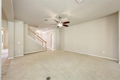 House in Land O' Lakes, Florida 4 bedrooms, 312.43 sq.m. № 1392932 - photo 20