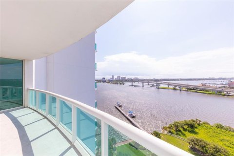 Condominio en venta en Holly Hill, Florida, 2 dormitorios, 154.22 m2 № 1392900 - foto 15