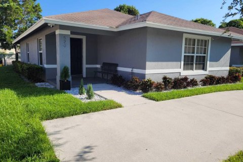 Villa ou maison à vendre à Delray Beach, Floride: 4 chambres, 136.01 m2 № 1031462 - photo 7