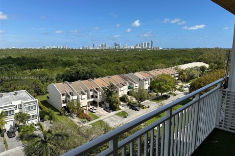 Condominio en venta en North Miami, Florida, 2 dormitorios, 110.55 m2 № 1043815 - foto 4