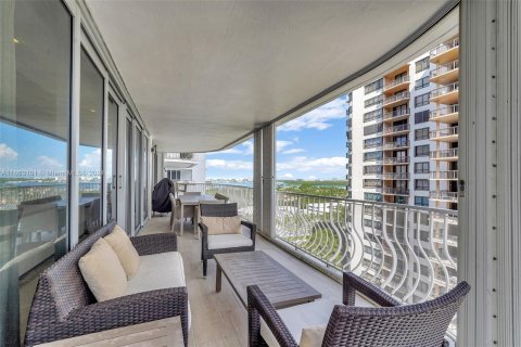 Condominio en venta en Bal Harbour, Florida, 2 dormitorios, 235.97 m2 № 1375549 - foto 7