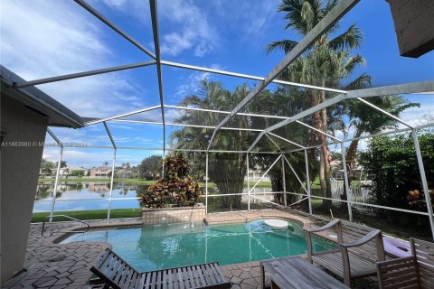 Casa en alquiler en Lake Worth, Florida, 4 dormitorios, 225.94 m2 № 1375593 - foto 3