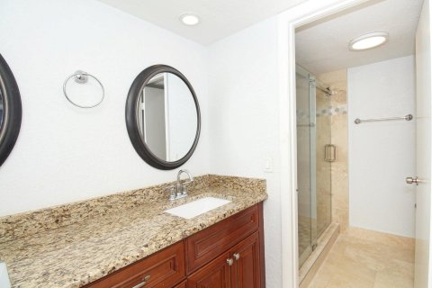 Townhouse in West Palm Beach, Florida 3 bedrooms, 157.38 sq.m. № 1077055 - photo 12