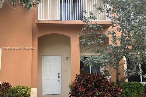 Townhouse in Homestead, Florida 3 bedrooms, 191.19 sq.m. № 1398277 - photo 5